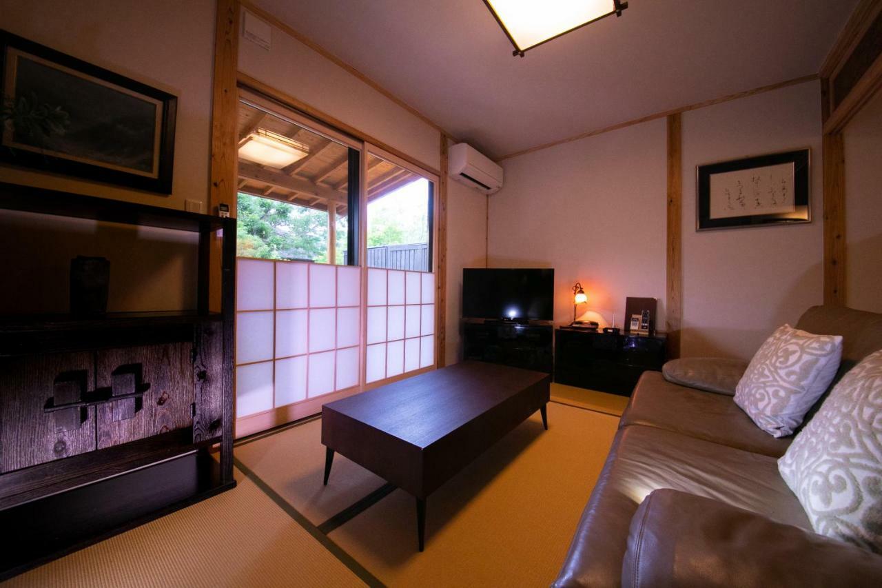 Отель Oyado Den Rikyu Юфу Экстерьер фото