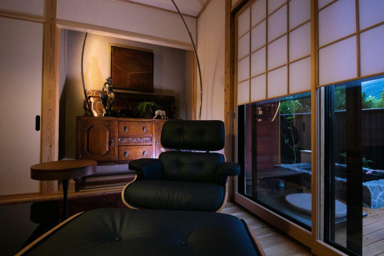 Отель Oyado Den Rikyu Юфу Экстерьер фото